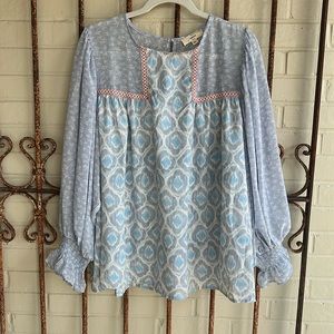 Women’s  babydoll top